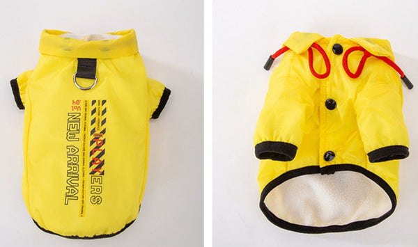 Chien d'automne et d'hiver ainsi que des vestes fraîches en velours pour chiens de petite et moyenne taille pour garder leurs pieds au chaud et des manteaux en coton tractionables pour chiens de compagnie