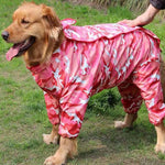 Chubasquero de cuatro pies para perro grande