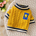 Autumn and winter short twist knit sweater sweater pet clothes