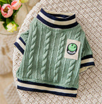 Autumn and winter short twist knit sweater sweater pet clothes